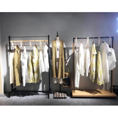 商场实体店铺展示